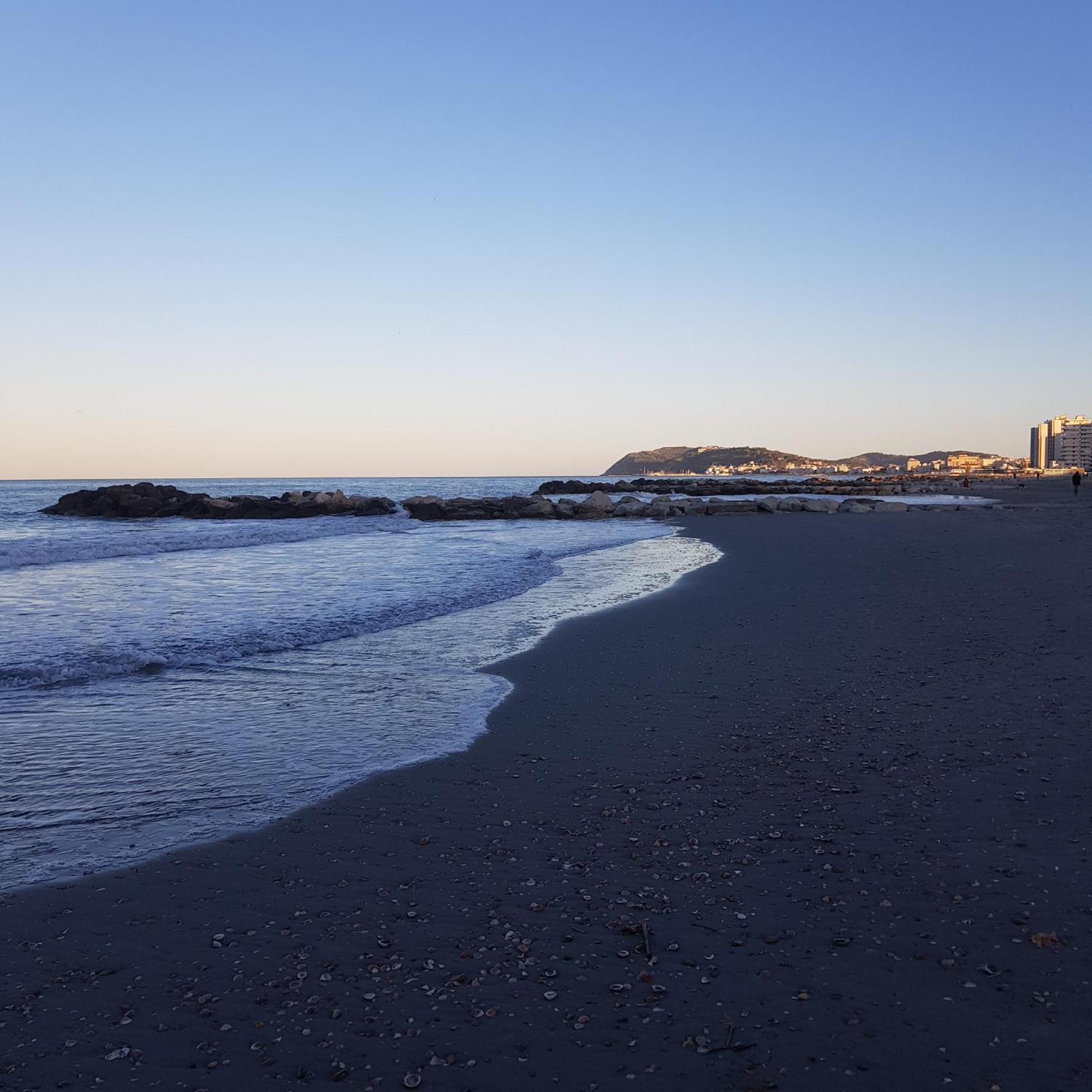 Apartmán Luxurysmart Misano Adriatico Exteriér fotografie